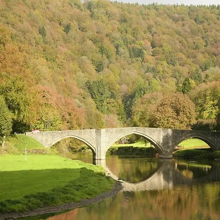 Holiday home Quaint In Ardennes, Cleaning Included *